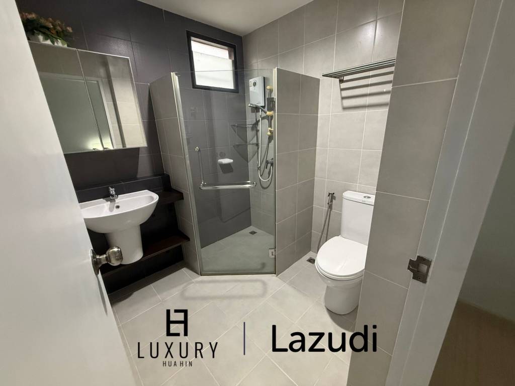 The 9 Khao Tao: Charming 3-Bedroom Townhouse, Hua Hin