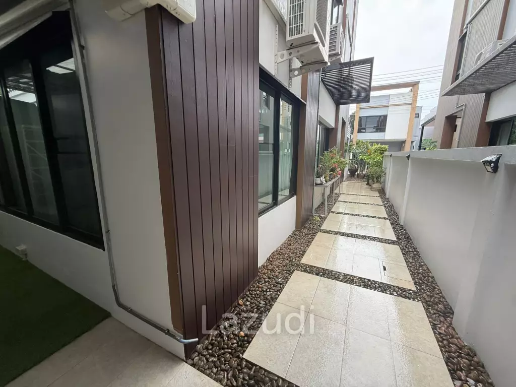 The 9 Khao Tao: Charming 3-Bedroom Townhouse, Hua Hin