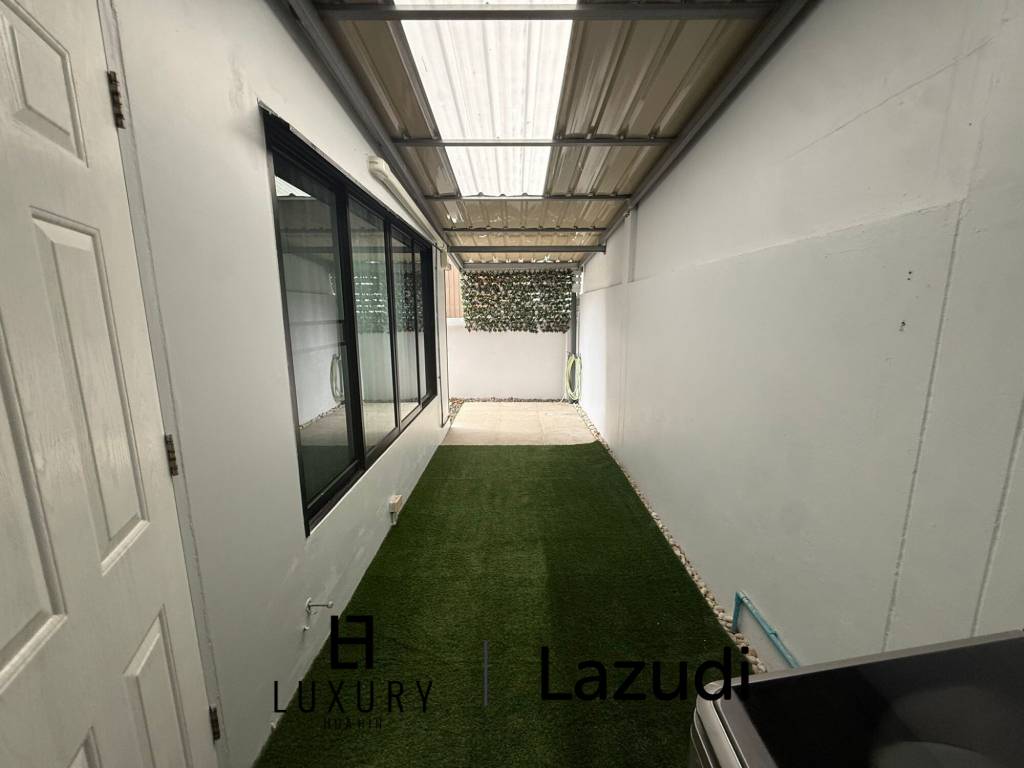 The 9 Khao Tao: Charming 3-Bedroom Townhouse, Hua Hin