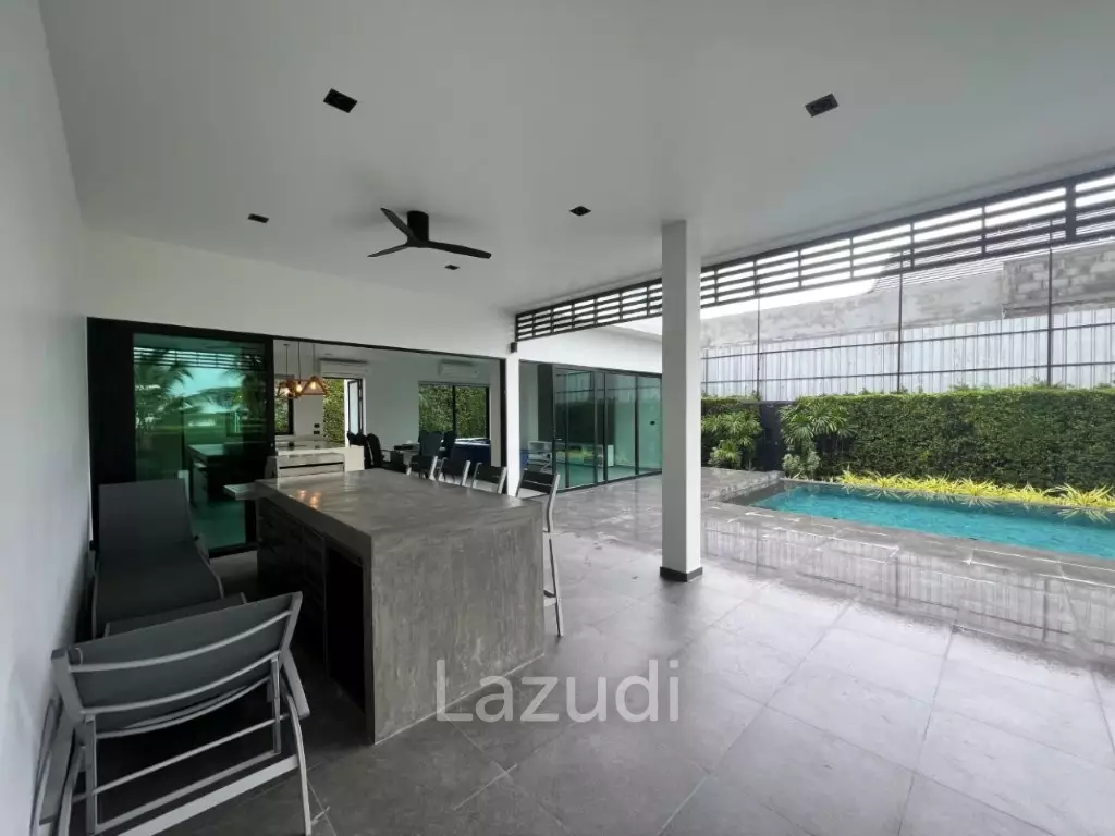 SIVANA HIDEAWAY PHASE 2 : 3 bed pool villa with sea views