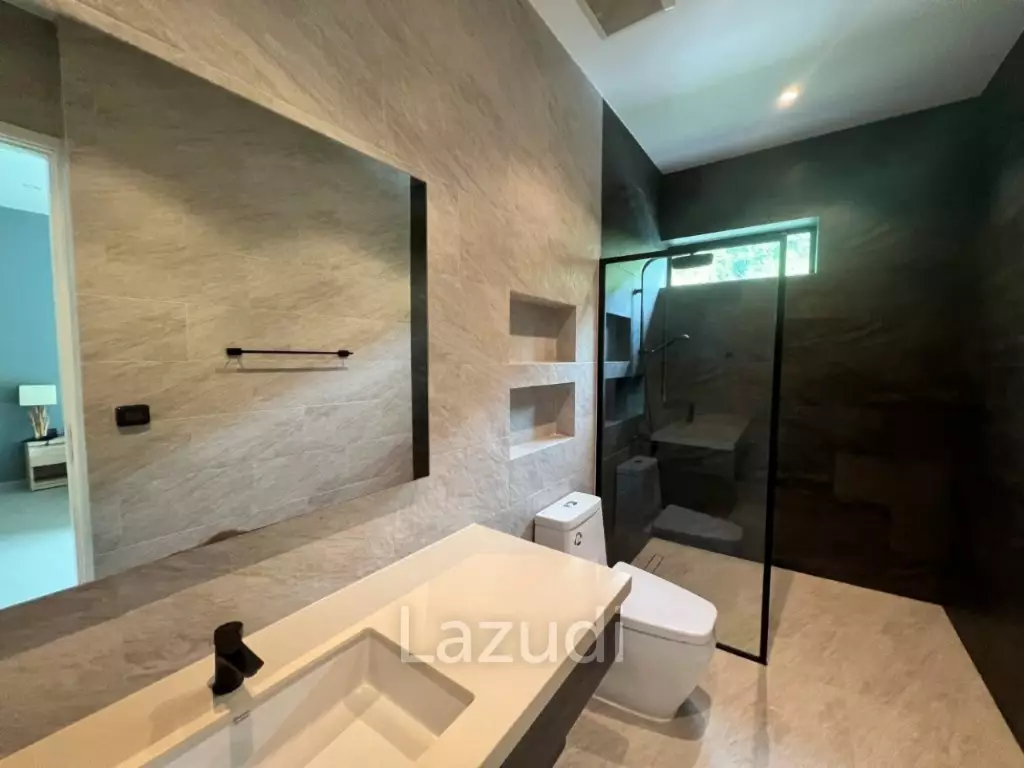 SIVANA HIDEAWAY PHASE 2 : 3 bed pool villa with sea views