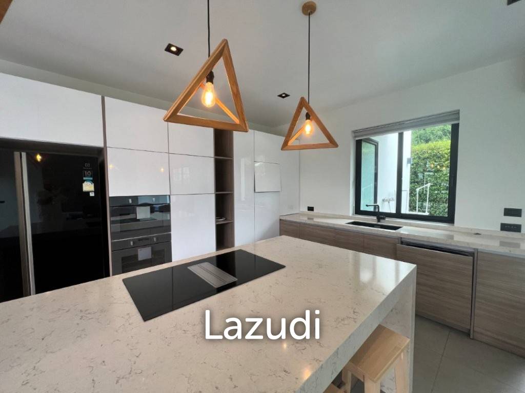 SIVANA HIDEAWAY PHASE 2 : 3 bed pool villa with sea views