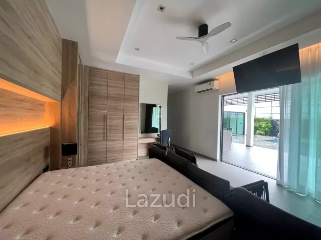 SIVANA HIDEAWAY PHASE 2 : 3 bed pool villa with sea views