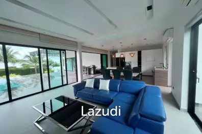 SIVANA HIDEAWAY PHASE 2 : 3 bed pool villa with sea views