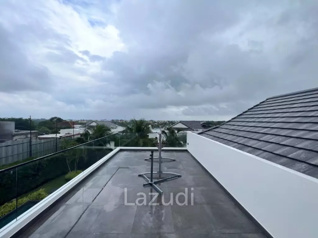 SIVANA HIDEAWAY PHASE 2 : 3 bed pool villa with sea views