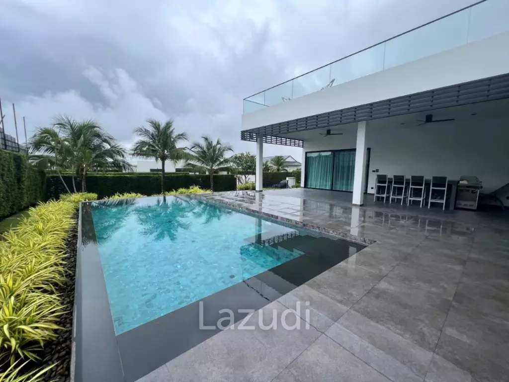 SIVANA HIDEAWAY PHASE 2 : 3 bed pool villa with sea views