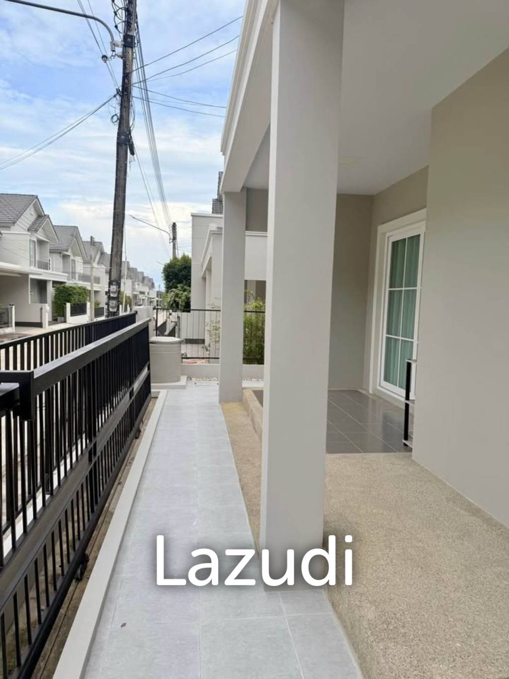 Pet-Friendly 4-Bedroom House for Rent in Pa Klok