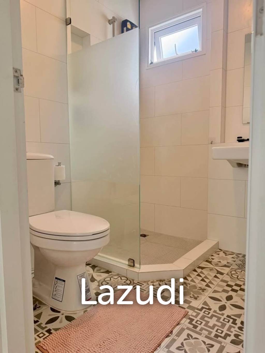 Pet-Friendly 4-Bedroom House for Rent in Pa Klok