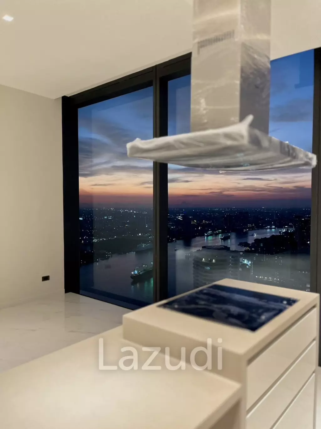 คอนโดหรูใหม่ 3 ห้องนอนใน Canapaya Residences บางขฬ, กรุงเทพ