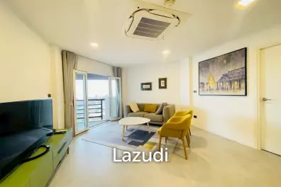 Seaview Paradise condo: 2-Bedroom Beachfront Condo with Sea View, Hua Hin