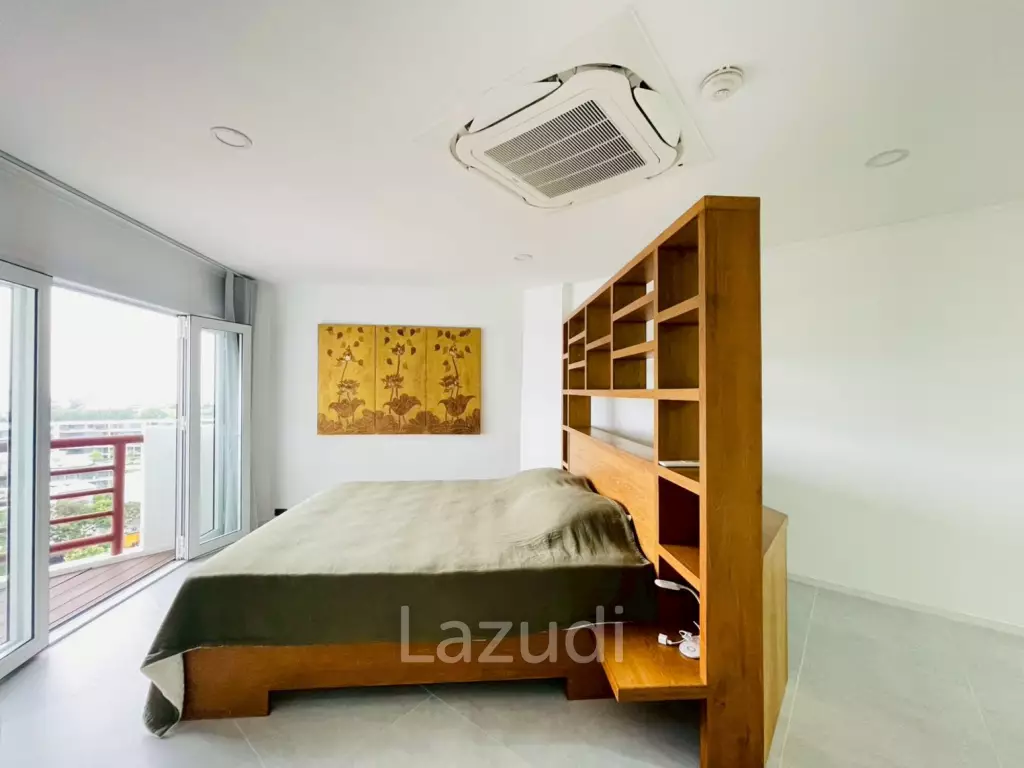 Seaview Paradise condo: 2-Bedroom Beachfront Condo with Sea View, Hua Hin