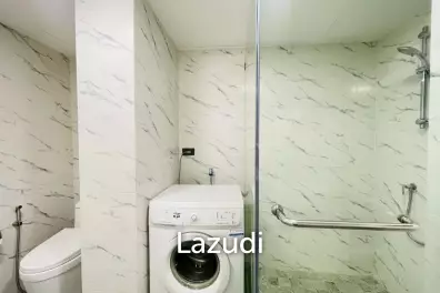 Seaview Paradise condo: 2-Bedroom Beachfront Condo with Sea View, Hua Hin