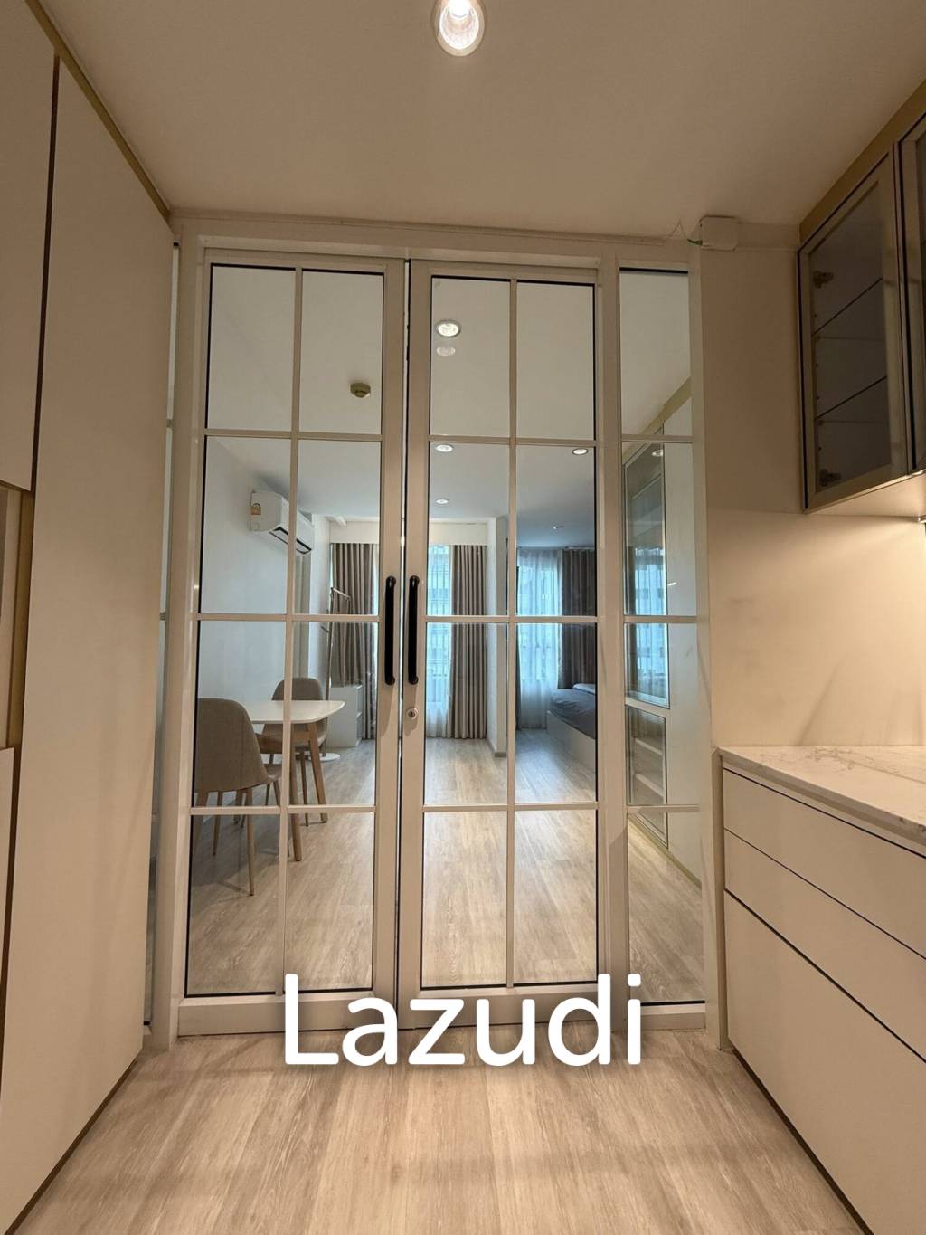Luxury 1-Bed Condo in The Clover Thonglor Bangkok