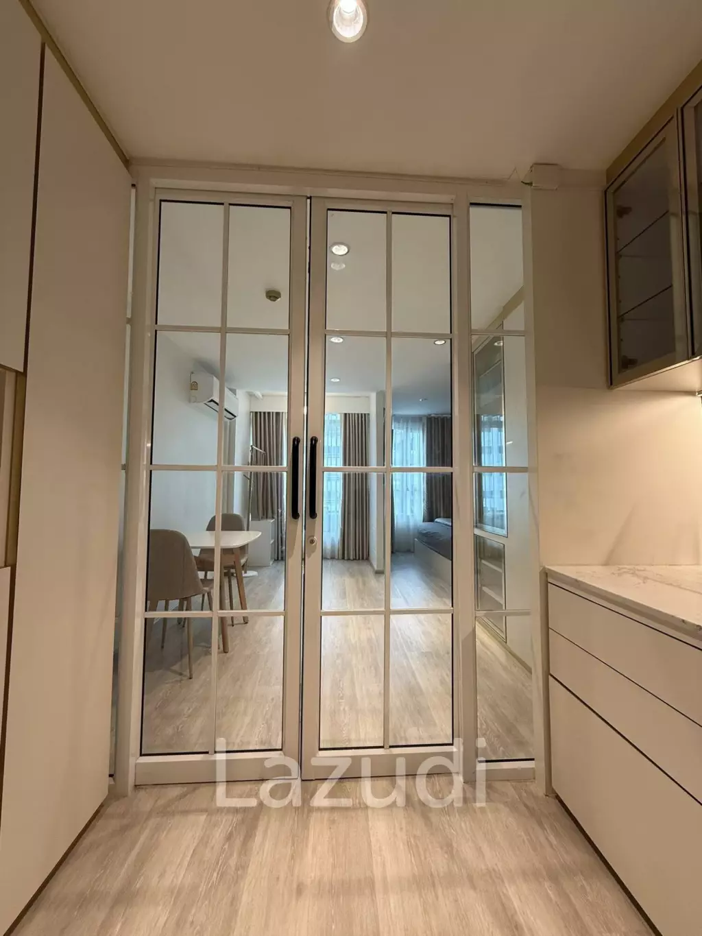 Luxury 1-Bed Condo in The Clover Thonglor Bangkok