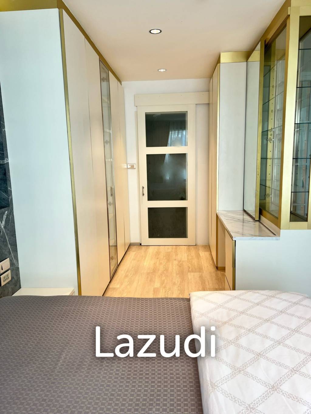 Luxury 1-Bed Condo in The Clover Thonglor Bangkok