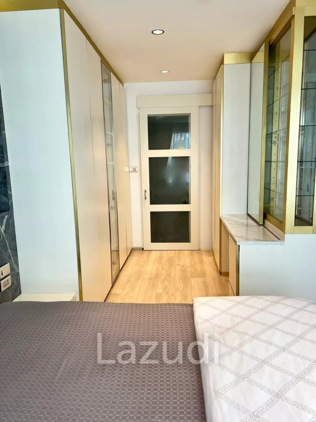 Luxury 1-Bed Condo in The Clover Thonglor Bangkok