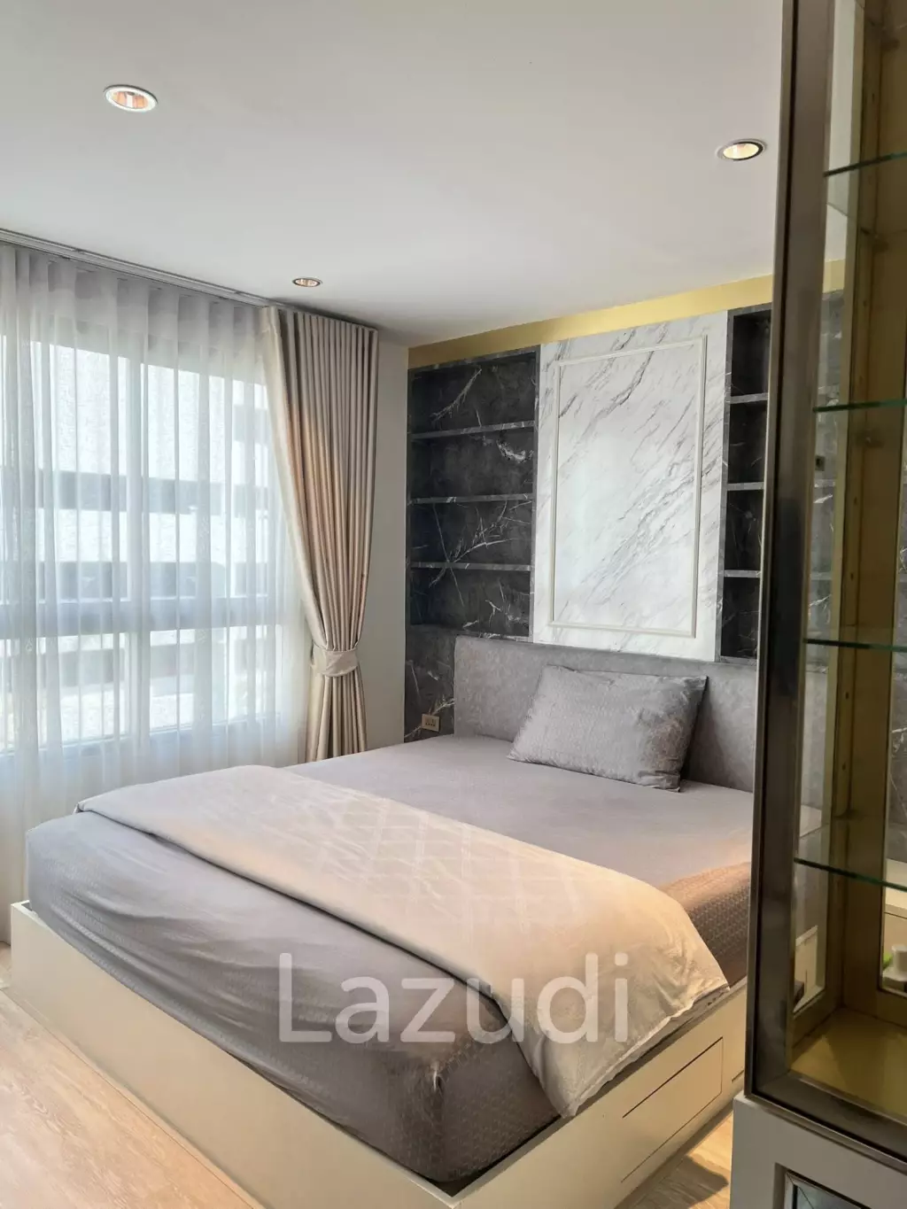 Luxury 1-Bed Condo in The Clover Thonglor Bangkok