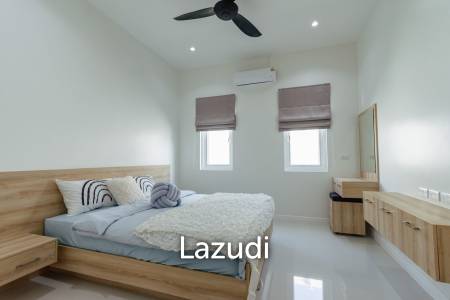 740 ตร.ม 3 เตียง 3 อาบน้ำ วิลล่า For ขาย