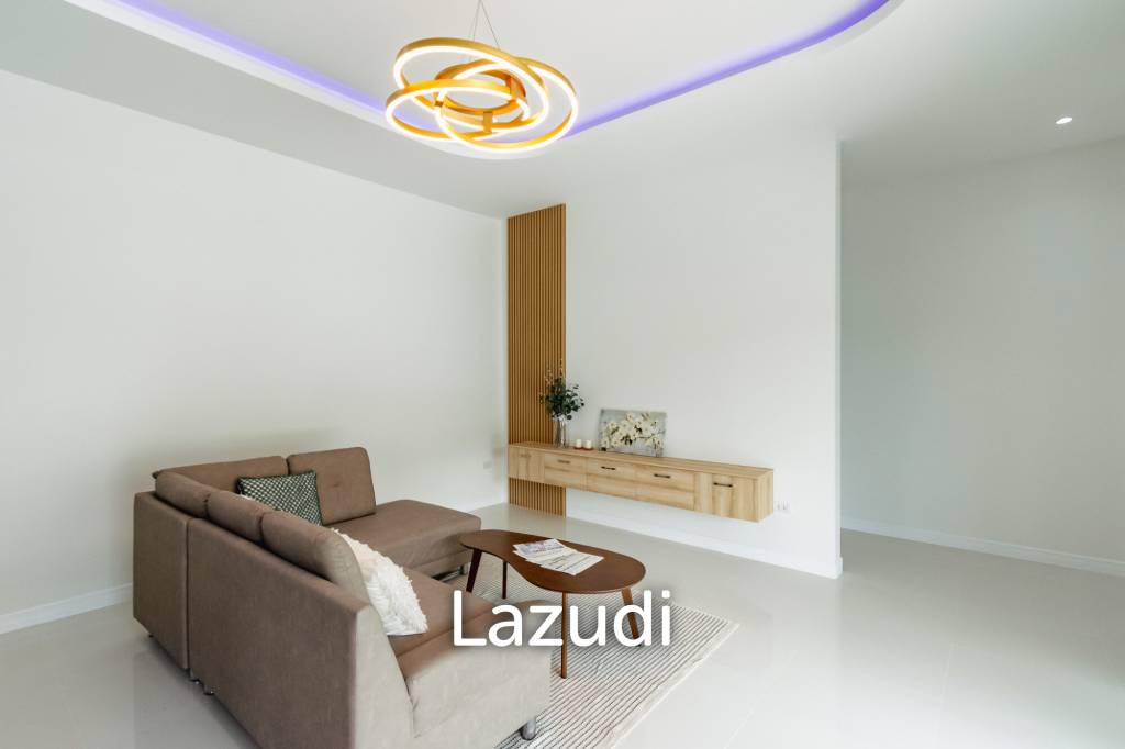 740 ตร.ม 3 เตียง 3 อาบน้ำ วิลล่า For ขาย