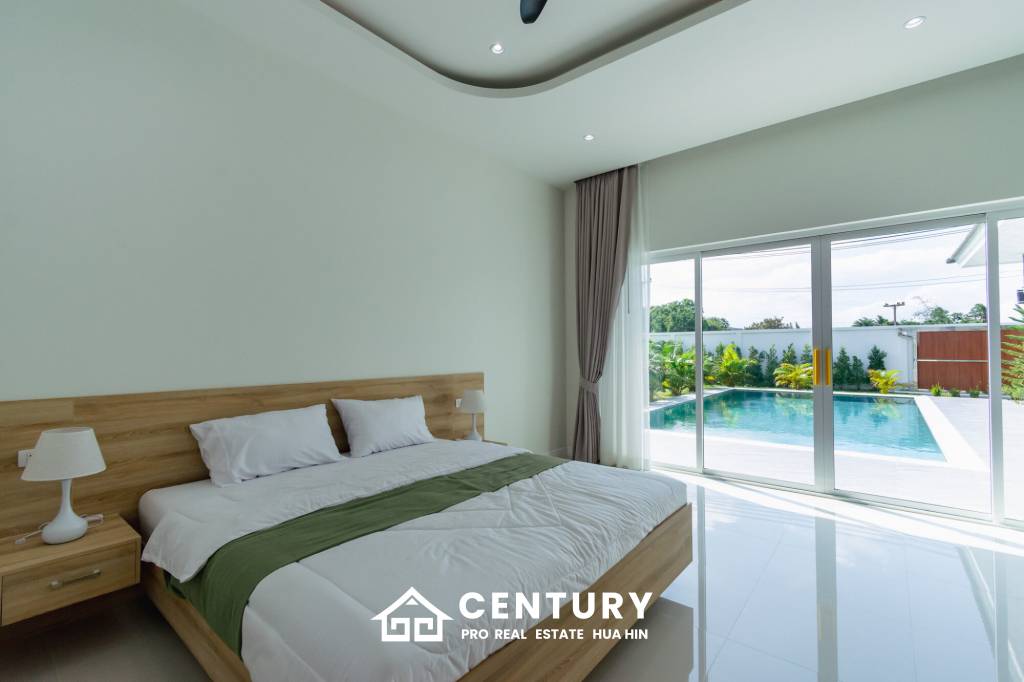 740 Kvm 3 Seng 3 Bad Villa for Salg