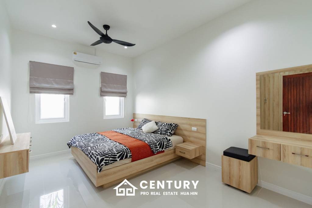 740 Kvm 3 Seng 3 Bad Villa for Salg