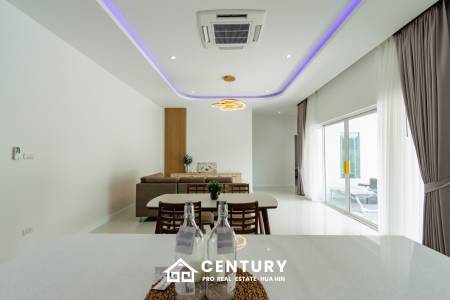 740 Kvm 3 Seng 3 Bad Villa for Salg