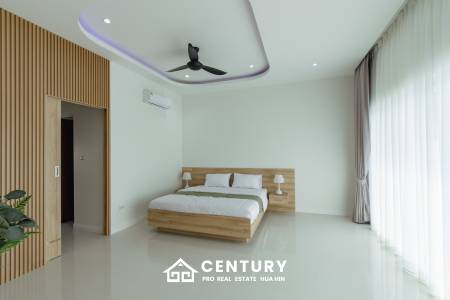 740 Kvm 3 Seng 3 Bad Villa for Salg