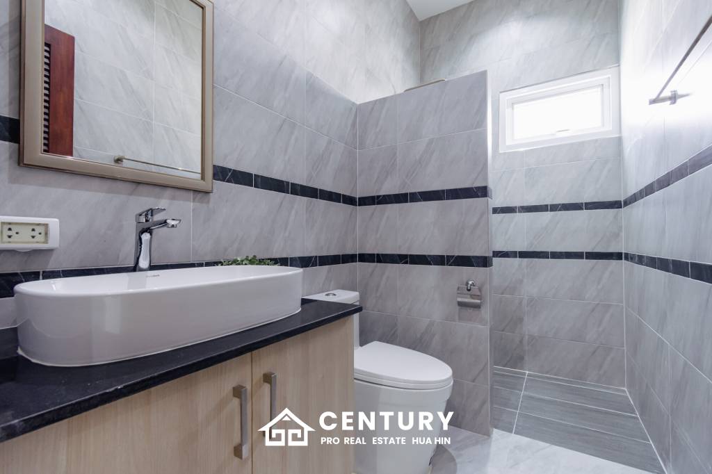 740 Kvm 3 Seng 3 Bad Villa for Salg