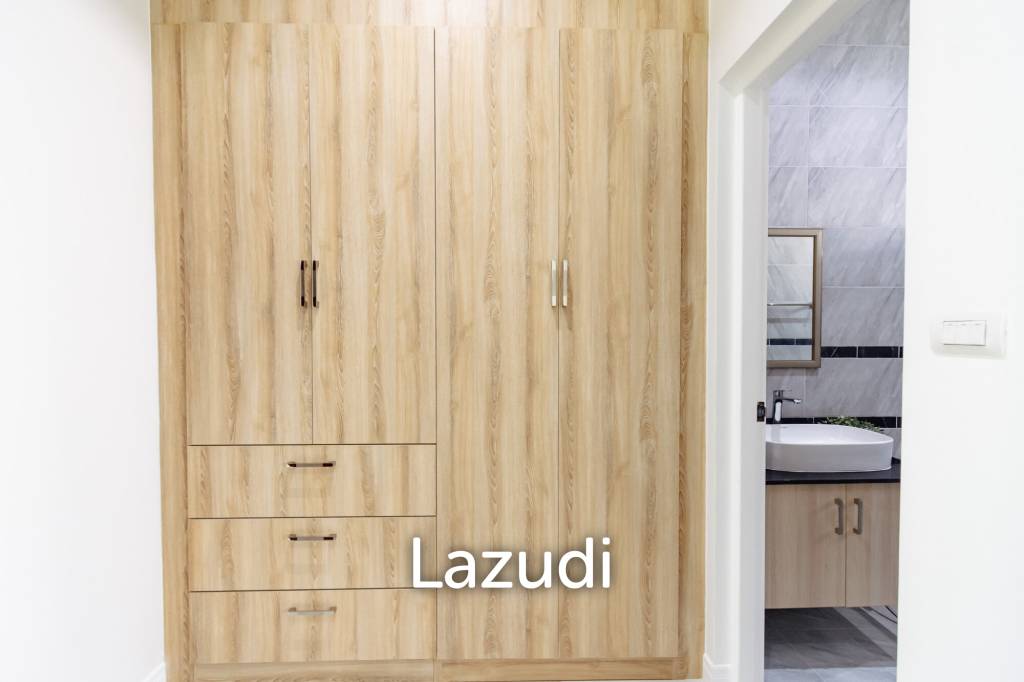 740 ตร.ม 3 เตียง 3 อาบน้ำ วิลล่า For ขาย