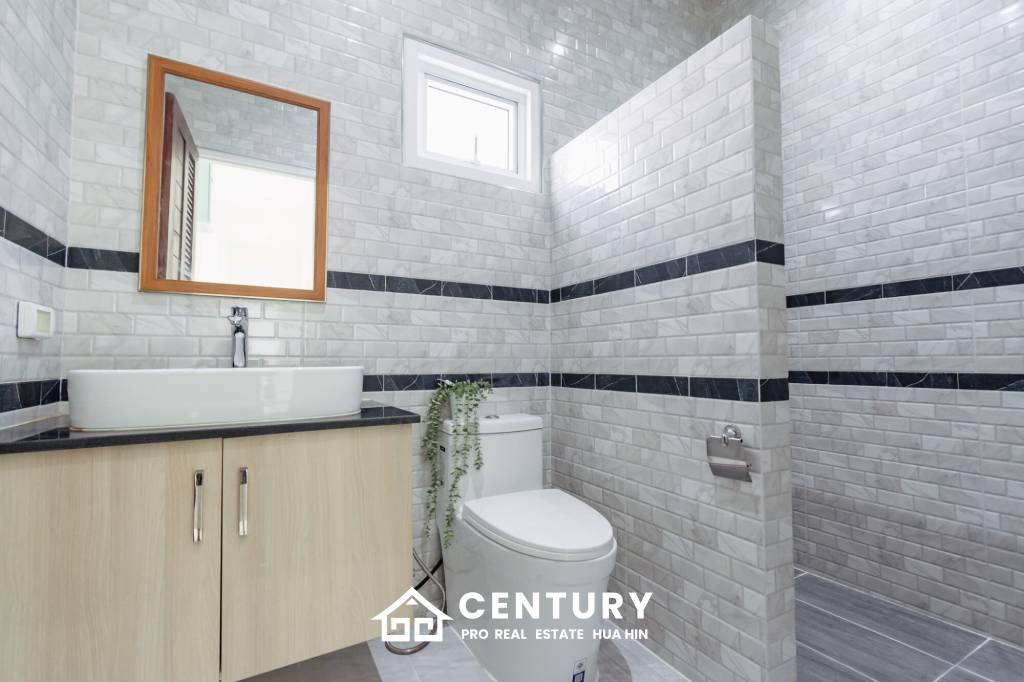 740 Kvm 3 Seng 3 Bad Villa for Salg