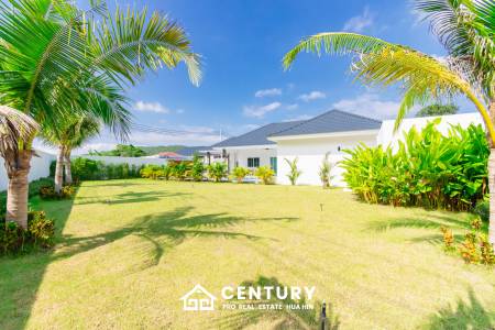 740 Kvm 3 Seng 3 Bad Villa for Salg