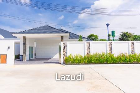 740 ตร.ม 3 เตียง 3 อาบน้ำ วิลล่า For ขาย