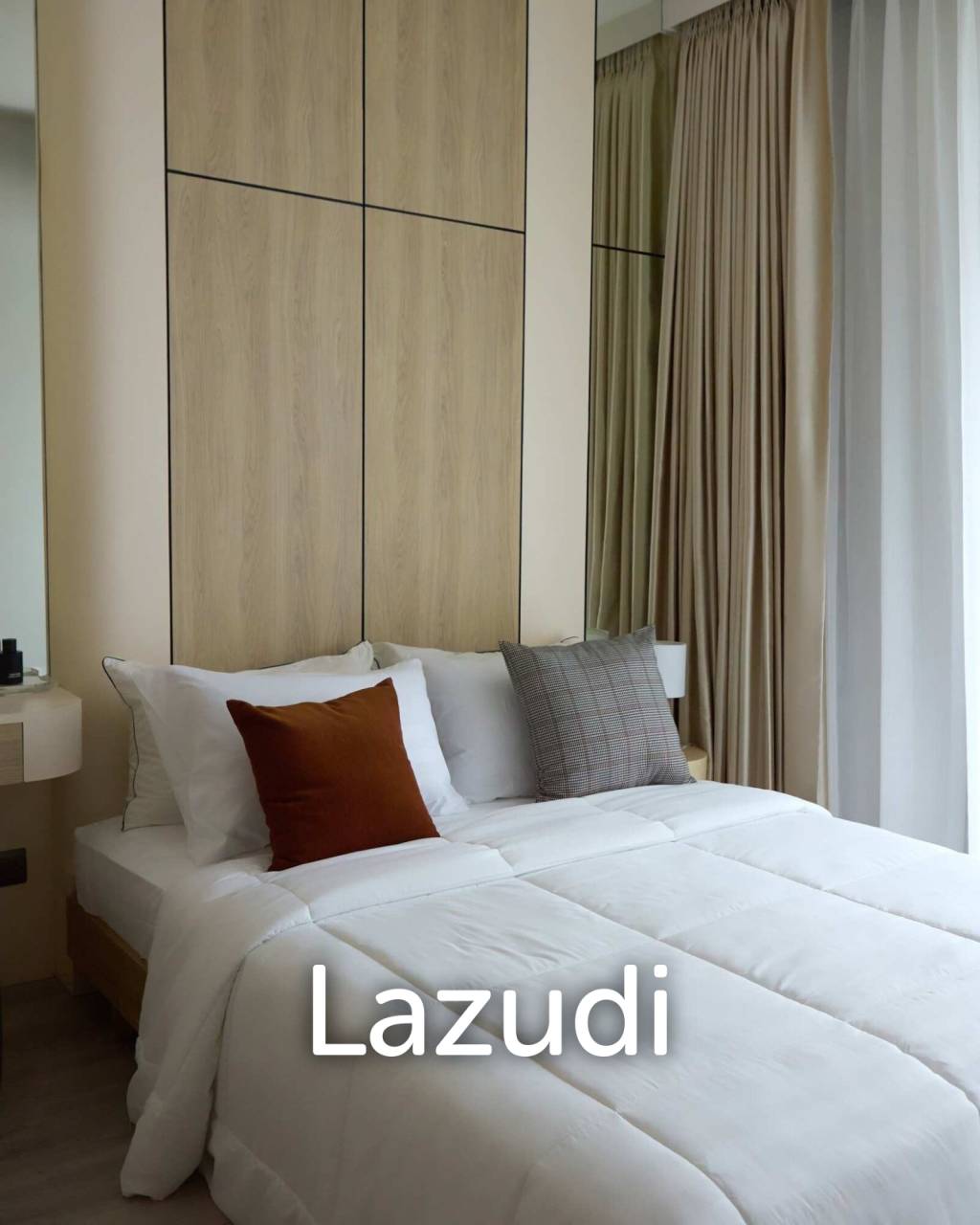 Luxurious 1-Bedroom Condo RHYTHM Ekkamai Estate