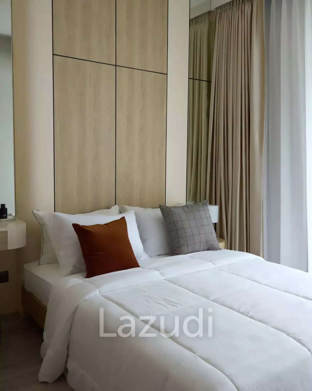 Luxurious 1-Bedroom Condo RHYTHM Ekkamai Estate