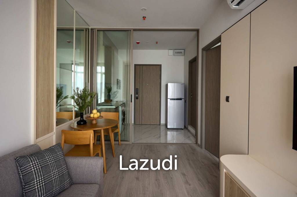 Luxurious 1-Bedroom Condo RHYTHM Ekkamai Estate