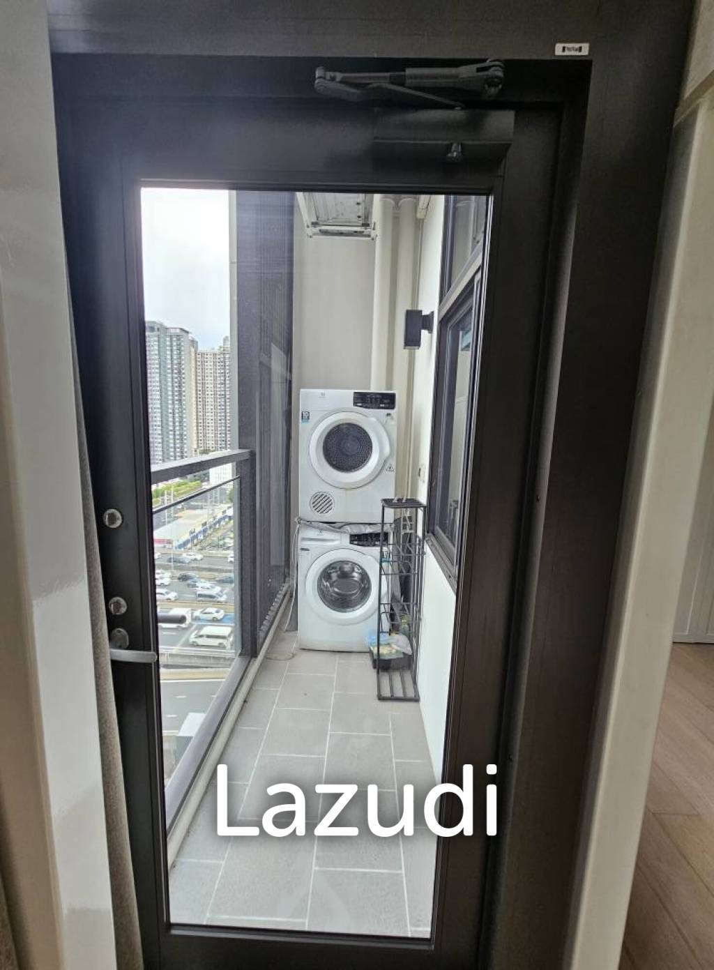 1 Bed 1 Bath 32 SQ.M Chewathai Residence Asoke