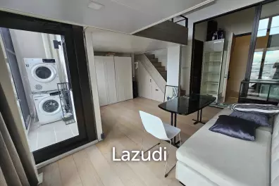 1 Bed 1 Bath 32 SQ.M Chewathai Residence Asoke