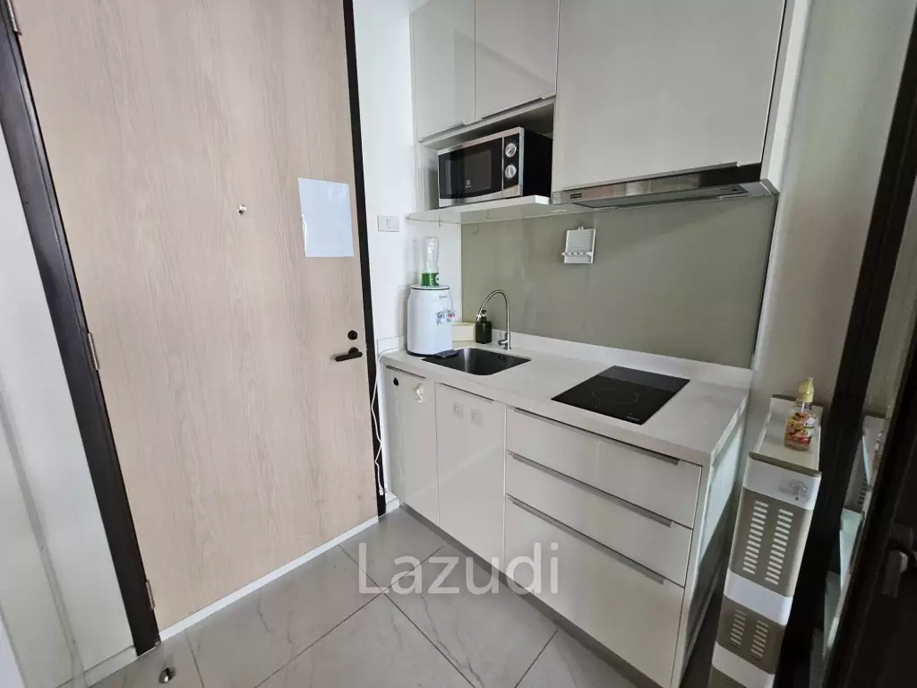 1 Bed 1 Bath 32 SQ.M Chewathai Residence Asoke