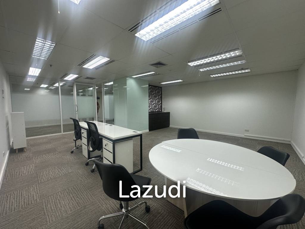 Modern Office Space - Si Lom, Bang Rak - Chartered Square