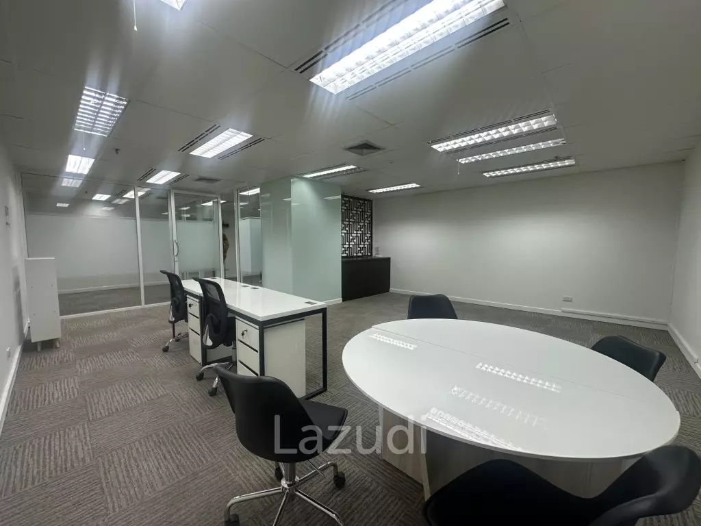 Modern Office Space - Si Lom, Bang Rak - Chartered Square