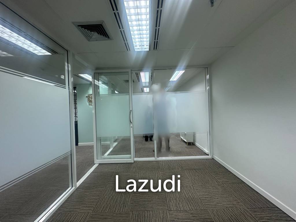 Modern Office Space - Si Lom, Bang Rak - Chartered Square