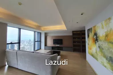Luxurious High-Rise Condo in Sathorn Bangkok