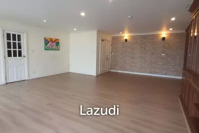 2 Bed 2 Bath 150 SQ.M Sukhumvit Casa