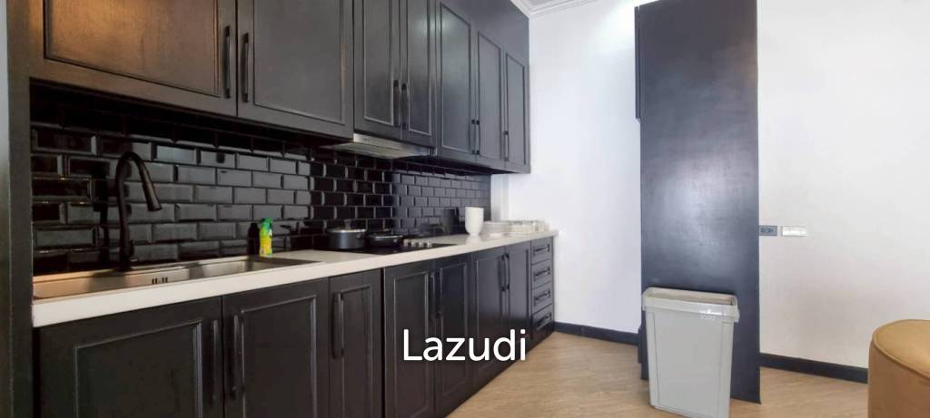 3 Bedroom 4 Bathroom 300 SQ.M. Pool Villa In Pratumnak Hill