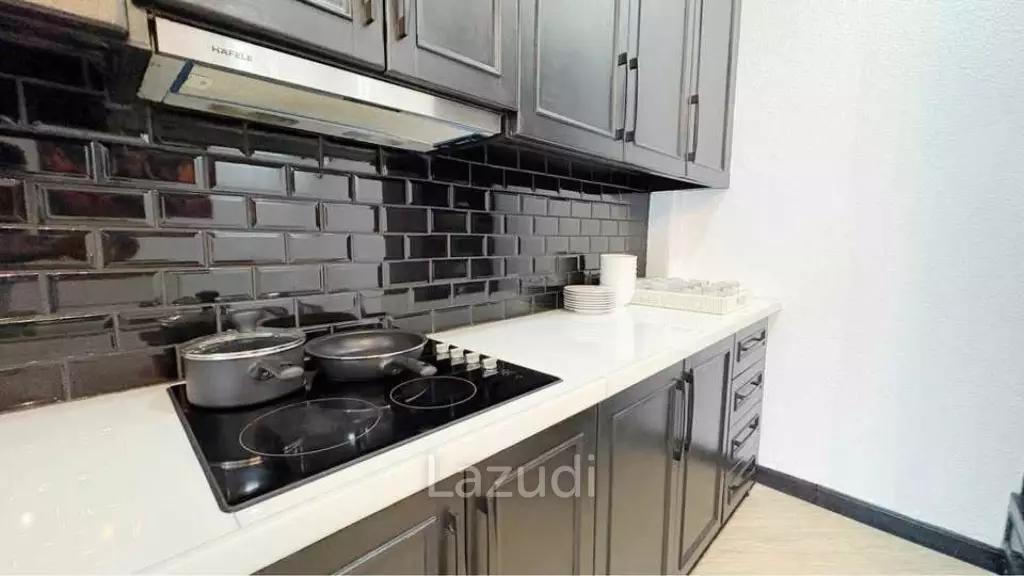 3 Bedroom 4 Bathroom 300 SQ.M. Pool Villa In Pratumnak Hill