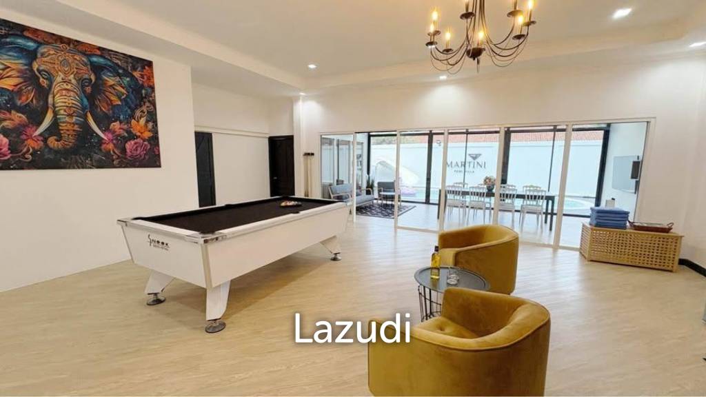 3 Bedroom 4 Bathroom 300 SQ.M. Pool Villa In Pratumnak Hill