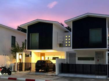 Modern 2-Storey Villa for Rent in Chalong