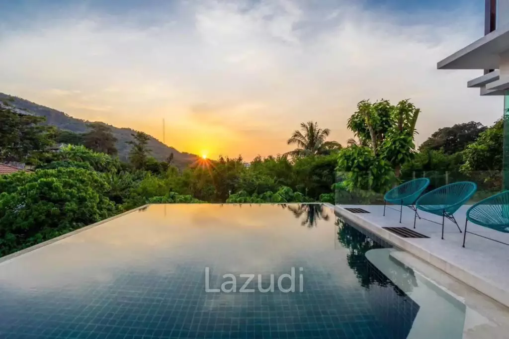 Seaview 5-bedroom Pool Villa near Kata Beach