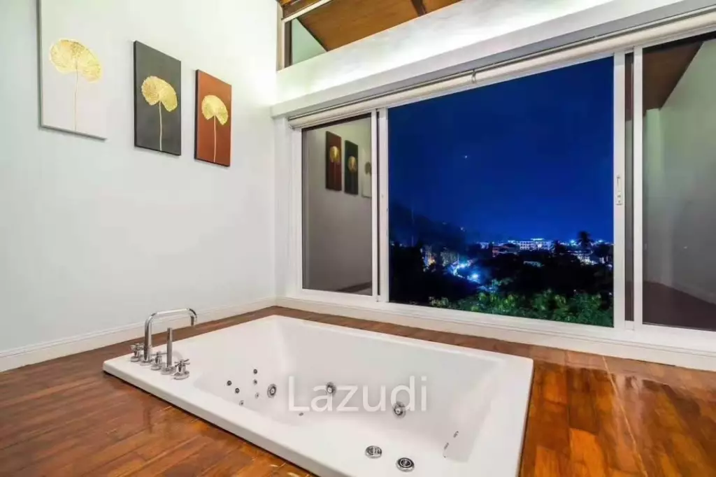 Seaview 5-bedroom Pool Villa near Kata Beach
