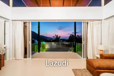 Seaview 5-bedroom Pool Villa near Kata Beach